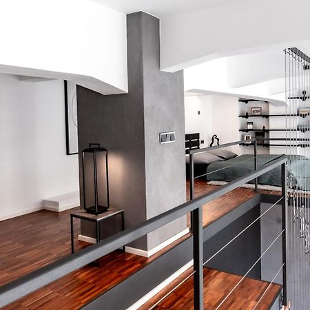 Appartamento The Factory Loft Praga Esterno foto