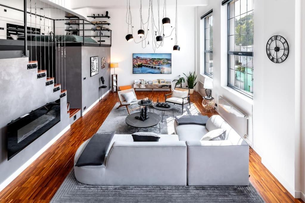 Appartamento The Factory Loft Praga Esterno foto